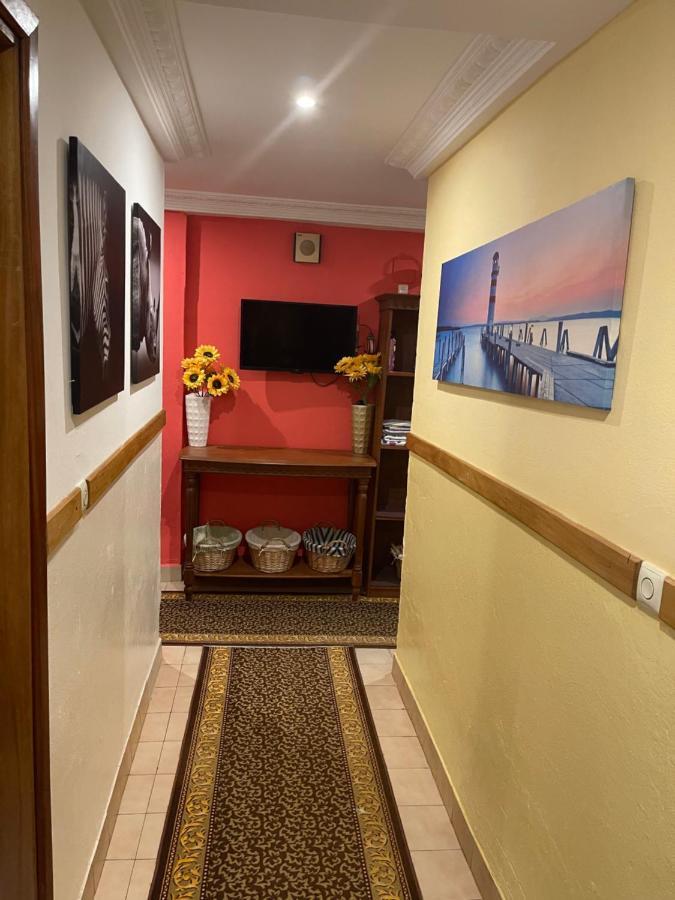 Homestay Appartement 2 Chambres Yaoundé Exterior photo